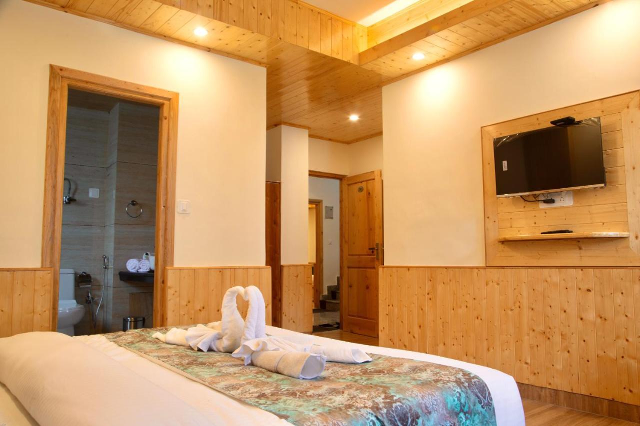 North Deodar Avenue, Manali Eksteriør billede