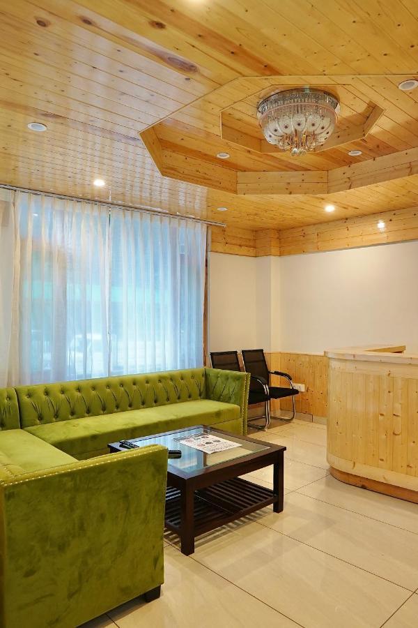 North Deodar Avenue, Manali Eksteriør billede